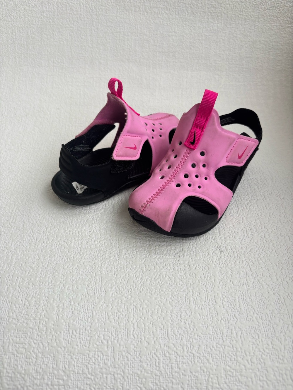 Nike Pink and Black Kids' Open-Toe Sport Sandals